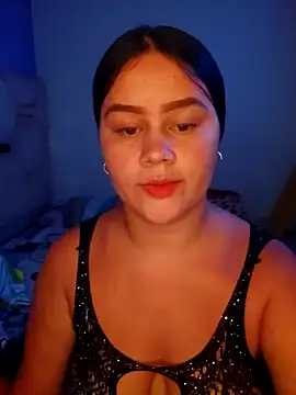 Snapshot of sweet_lucia chatting on March 2026 08:25:02 PM sweet lucia online show from March 2026 08:25:02 PM