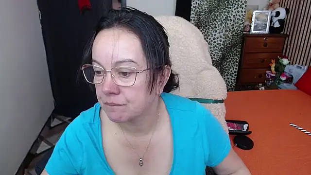 Snapshot of Sonialorens_ chatting on December 2025 02:59:01 PM Sonialorens online show from December 2025 02:59:01 PM