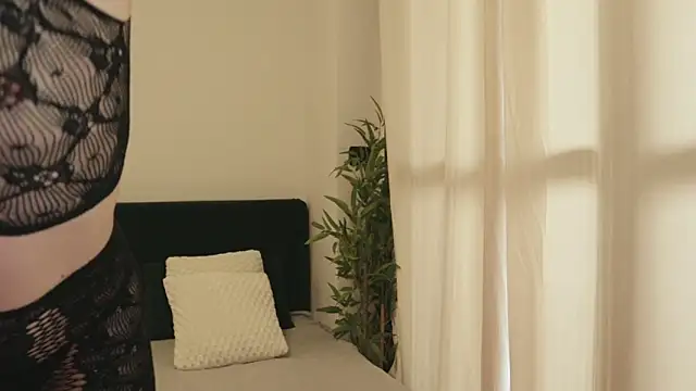 Luna Riva online show from September 2025 09:01:02 AM