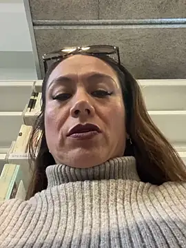 Snapshot of angelitasexy81 chatting on February 2025 02:48:01 PM angelitasexy81 online show from February 2025 02:48:01 PM