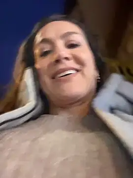 Snapshot of angelitasexy81 chatting on November 2025 05:02:01 PM angelitasexy81 online show from November 2025 05:02:01 PM