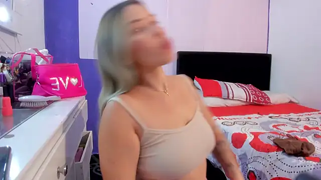 Byanca Winklar online show from September 2025 04:18:01 PM