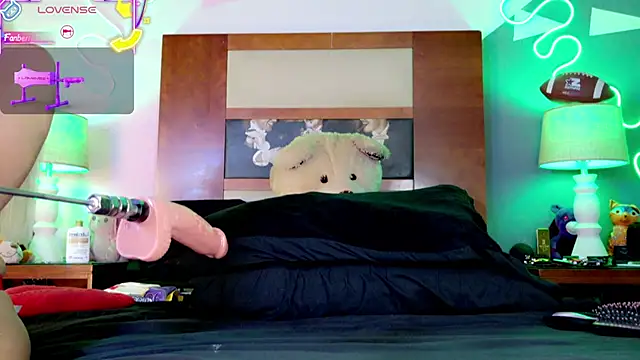 ashley 19xx online show from April 2026 09:59:01 PM