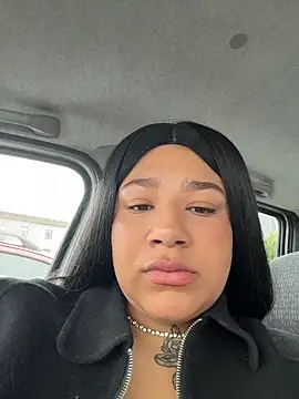 IamSashaLuv online show from December 2025 01:51:02 PM