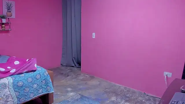 Emma lean online show from February 2025 03:16:01 PM