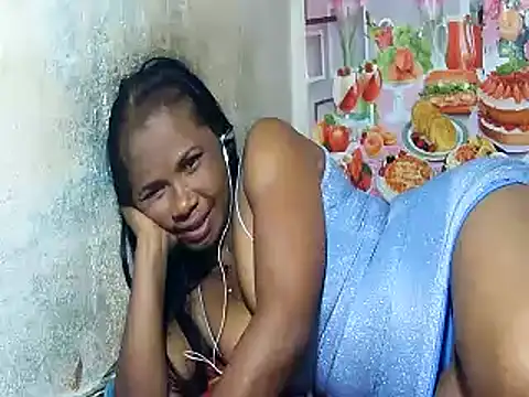 Snapshot of Hyncam chatting on February 2025 05:25:02 PM Hyncam online show from February 2025 05:25:02 PM