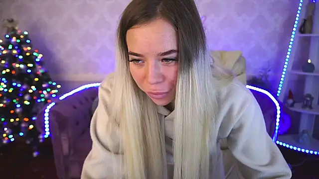 Snapshot of Sexy_Ira chatting on January 2025 06:56:01 AM Sexy Ira online show from January 2025 06:56:01 AM