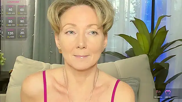 AkexandraFix online show from February 2026 01:40:01 PM