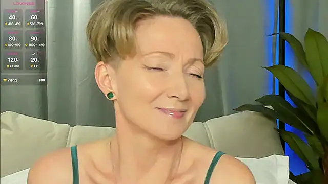 Snapshot of AkexandraFix chatting on March 2026 02:11:02 PM AkexandraFix online show from March 2026 02:11:02 PM