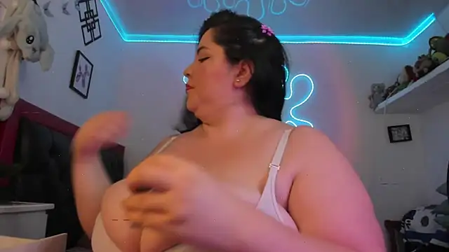 Snapshot of kayla_morgan chatting on April 2026 10:34:02 PM kayla morgan online show from April 2026 10:34:02 PM