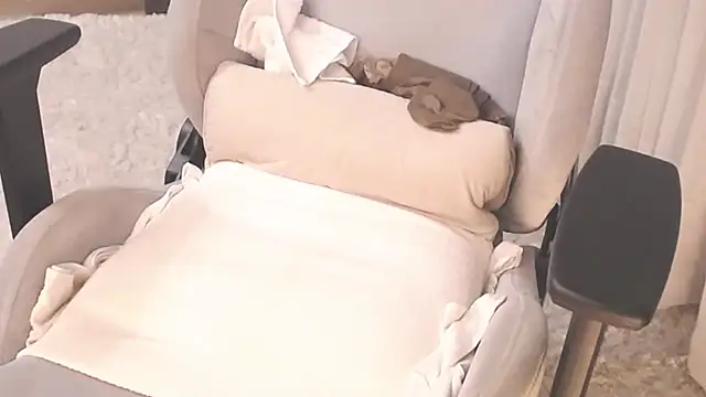 Snapshot of ms_Hot_milf chatting on February 2026 04:49:02 AM ms Hot milf online show from February 2026 04:49:02 AM