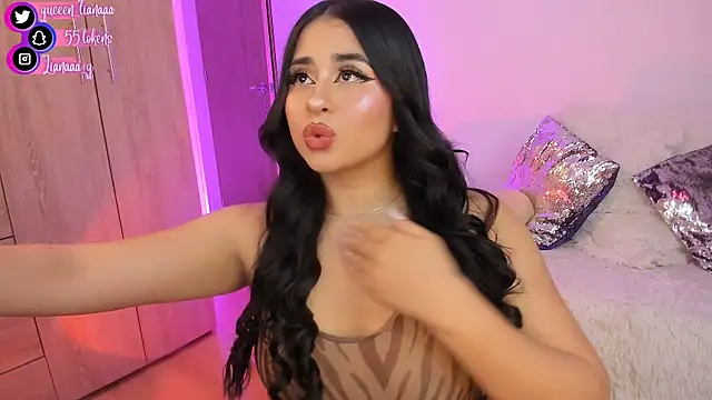 Snapshot of Queen_liana chatting on February 2025 06:11:02 AM Queen liana online show from February 2025 06:11:02 AM