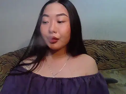 Snapshot of Aleksa_Blackdream chatting on April 2026 07:05:02 PM Aleksa Blackdream online show from April 2026 07:05:02 PM