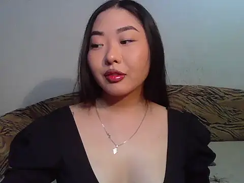 Snapshot of Aleksa_Blackdream chatting on July 2026 05:17:02 PM Aleksa Blackdream online show from July 2026 05:17:02 PM