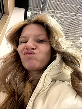 MaryHiggins online show from January 2026 01:59:01 PM