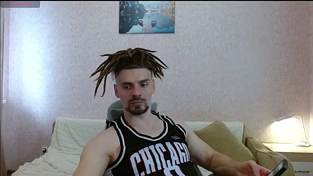 Aestheticguy101 online show from May 2026 10:56:02 AM