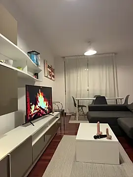 redheaddoll22 online show from November 2025 08:05:01 AM