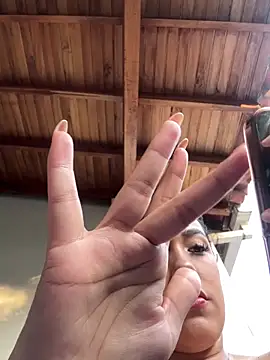 WHAAATTTTTTTTTT online show from January 2025 10:03:01 PM