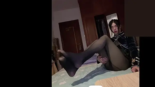 CrytinaSissyCrossdress online show from March 2025 09:01:02 PM