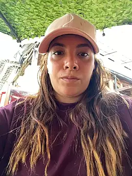 Snapshot of Emma_Wish chatting on February 2025 07:27:02 PM Emma Wish online show from February 2025 07:27:02 PM