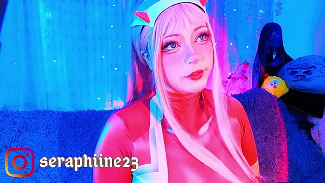 seraphine23 online show from March 2025 03:16:01 AM