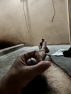 Snapshot of indiangayforyouth chatting on January 2025 06:10:01 PM indiangayforyouth online show from January 2025 06:10:01 PM