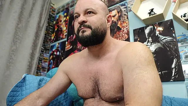 Snapshot of Muscle_Bear chatting on September 2025 03:41:02 AM Muscle Bear online show from September 2025 03:41:02 AM