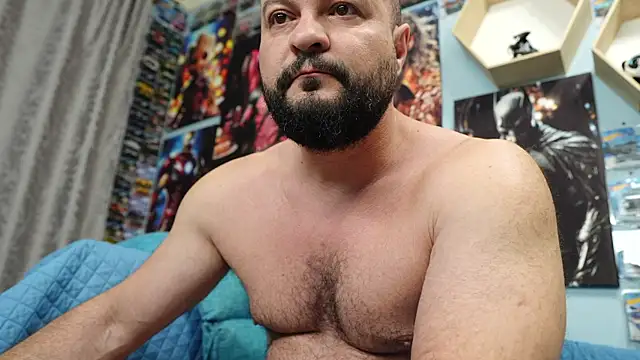 Snapshot of Muscle_Bear chatting on October 2025 04:42:01 AM Muscle Bear online show from October 2025 04:42:01 AM