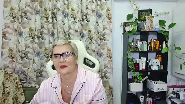 Selenna57 online show from February 2025 05:44:01 PM