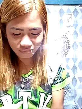 Snapshot of Cutie_body11 chatting on December 2024 12:30:02 AM Cutie body11 online show from December 2024 12:30:02 AM