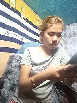 Snapshot of Cutie_body11 chatting on December 2024 12:53:02 AM Cutie body11 online show from December 2024 12:53:02 AM