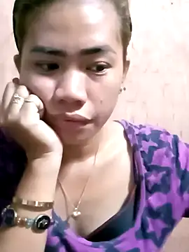 Snapshot of Cutie_body11 chatting on December 2024 12:43:02 AM Cutie body11 online show from December 2024 12:43:02 AM