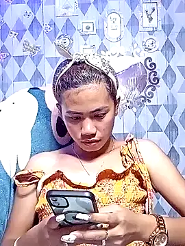 Snapshot of Cutie_body11 chatting on January 2025 01:48:02 AM Cutie body11 online show from January 2025 01:48:02 AM