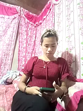 Snapshot of Cutie_body11 chatting on February 2025 11:12:02 AM Cutie body11 online show from February 2025 11:12:02 AM