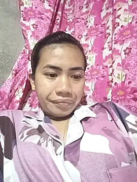 Snapshot of Cutie_body11 chatting on March 2025 12:07:02 AM Cutie body11 online show from March 2025 12:07:02 AM