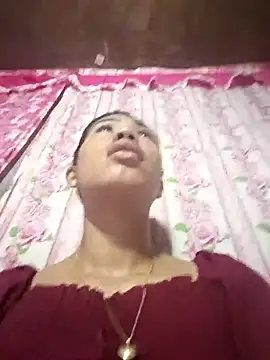 Snapshot of Cutie_body11 chatting on March 2025 11:59:02 PM Cutie body11 online show from March 2025 11:59:02 PM