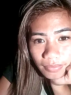 Snapshot of Cutie_body11 chatting on March 2025 12:03:01 PM Cutie body11 online show from March 2025 12:03:01 PM