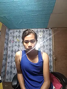 Snapshot of Cutie_body11 chatting on March 2025 12:49:02 AM Cutie body11 online show from March 2025 12:49:02 AM