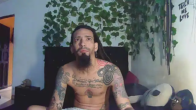 Snapshot of caribbeanlover1 chatting on April 2026 01:05:02 PM caribbeanlover1 online show from April 2026 01:05:02 PM