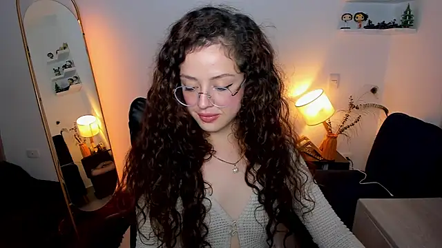 Snapshot of Cassandra_Caiin chatting on March 2026 01:44:02 AM Cassandra Caiin online show from March 2026 01:44:02 AM