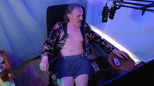Snapshot of Richy__Rich_ chatting on July 2026 11:40:02 PM Richy Rich online show from July 2026 11:40:02 PM