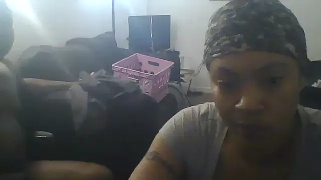 Snapshot of realninafame chatting on October 2025 08:32:01 AM realninafame online show from October 2025 08:32:01 AM