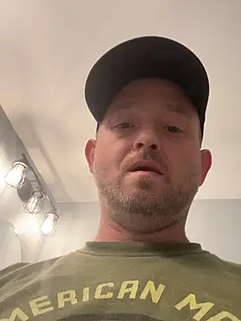 Snapshot of smokeymt420 chatting on April 2026 10:44:01 PM smokeymt420 online show from April 2026 10:44:01 PM