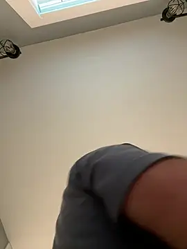 Snapshot of smokeymt420 chatting on April 2026 09:42:02 PM smokeymt420 online show from April 2026 09:42:02 PM