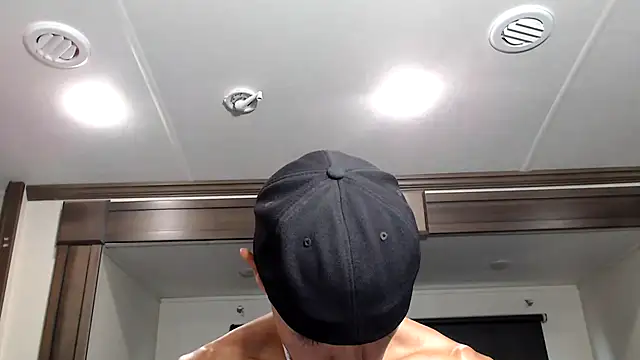 Snapshot of ThickD2C chatting on November 2025 06:40:02 PM ThickD2C online show from November 2025 06:40:02 PM