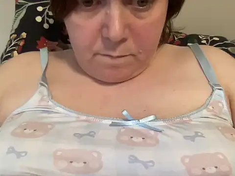 Snapshot of ParisNova chatting on January 2025 05:23:01 PM ParisNova online show from January 2025 05:23:01 PM