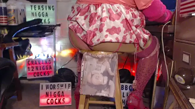 Snapshot of tgirljillforbbc chatting on November 2025 07:04:02 PM tgirljillforbbc online show from November 2025 07:04:02 PM