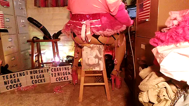 Snapshot of tgirljillforbbc chatting on April 2026 07:58:02 PM tgirljillforbbc online show from April 2026 07:58:02 PM