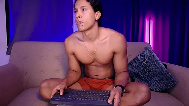 Liam V online show from November 2025 10:26:02 AM