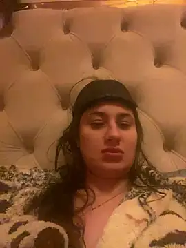 Flossy Vettie online show from March 2025 11:00:02 PM